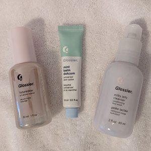 Glossier winter bundle ❄️